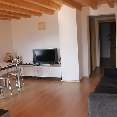 Oda ve Kahvaltı Val Maschi 3*